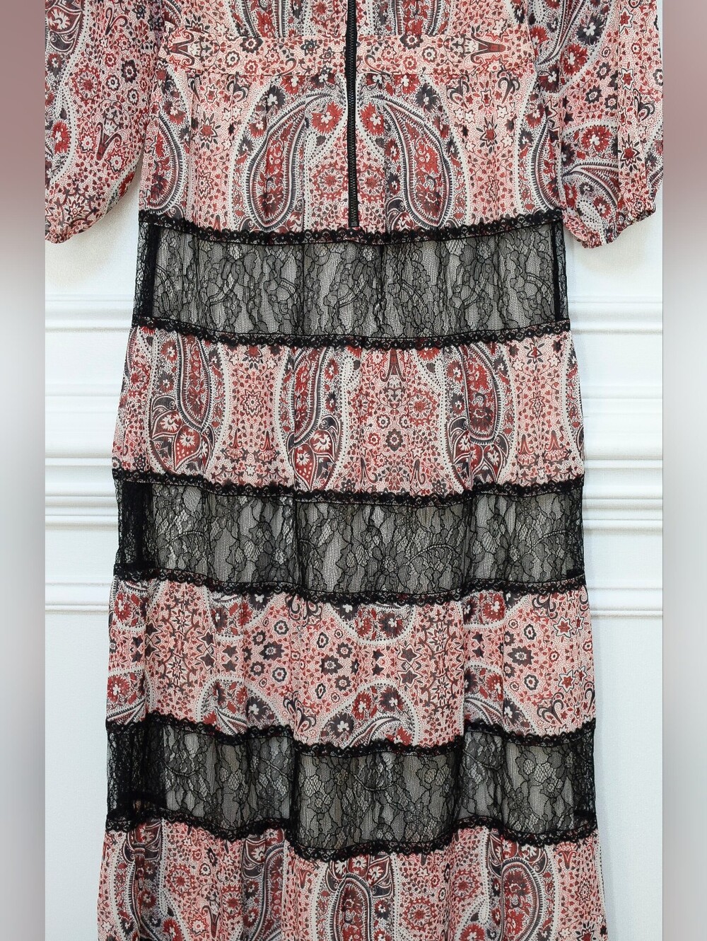Alice + Olivia Daren Floral Paisley Maxi Dress Tiered Lace Red Black Sz 0 Boho - Picture 11 of 16